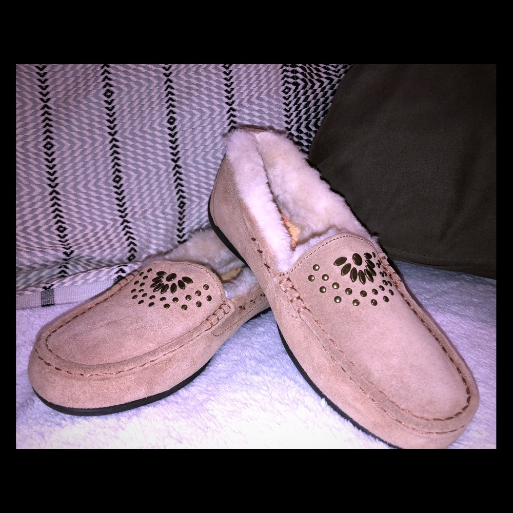 ✨Slippers like new✨